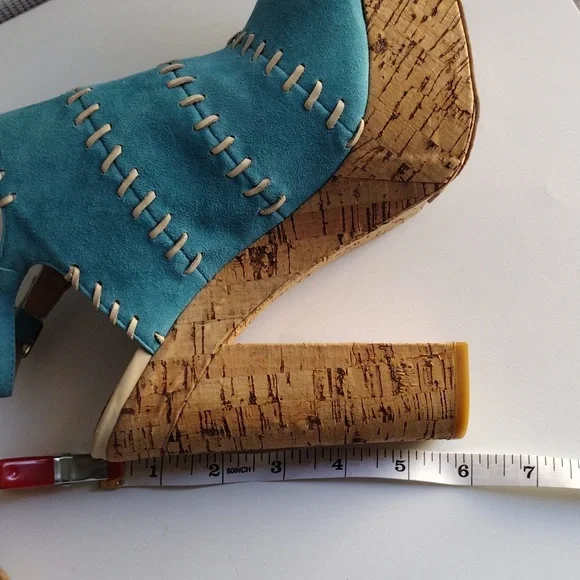 Kelsi Dagger turquoise suede platform high heels sandals 7.5 - Picture 14 of 15